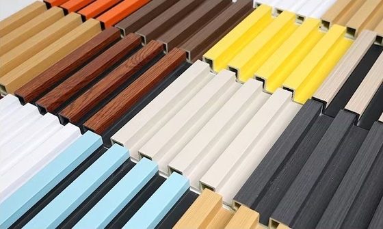 Painel de parede de WPC para decoração de interiores Tamanho 290.00cm * 17.00cm * 22.00cm Fácil de instalar e manter