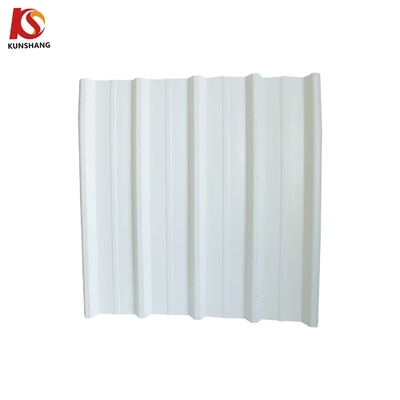 Painel de telhado de plástico isolado PVC Tejas Laminas 3 camadas UPVC telhado folha de telhado telha para armazém 900mm-1360mm OEM isolado
