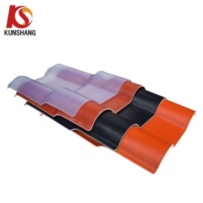 Carregamento de telhados espanhóis azulejos de telhado PVC revestido ASA corrugado para casa -40 70 Celsius resistência ao calor personalizada