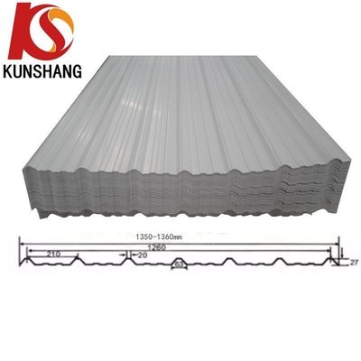 Chapas de telhado de PVC tradicionais industriais em design colorido com duração e tamanho do pacote de 35,00cm * 30,00cm * 15,00cm