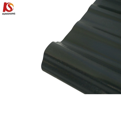 Telhas de telhado simples UPVC coloridas e ignífugas para telhados residenciais e comerciais contemporâneos em design ignífugo