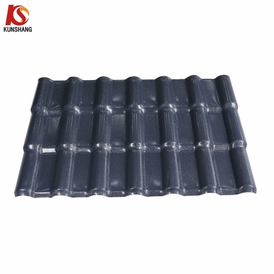 Folha de telhado de plástico de resina de PVC sintético 15 anos de cor duradoura para hotéis Pacote Tamanho 220,00cm * 105,00cm * 15,00cm