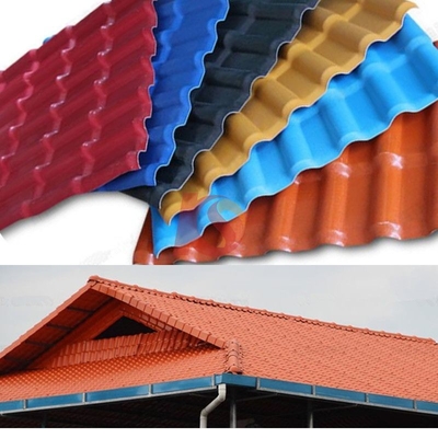 Folha de telhado de plástico de resina de PVC sintético 15 anos de cor duradoura para hotéis Pacote Tamanho 220,00cm * 105,00cm * 15,00cm