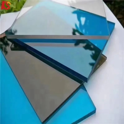 Comprimento 5800mm Material de construção de plástico telhado telha superfície finalizada quadro publicitário folha sólida de policarbonato