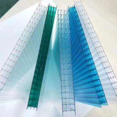 Folhas de sol PC Folhas em relevo Alta dureza superficial para telhados de policarbonato resistentes aos raios UV e aos impactos