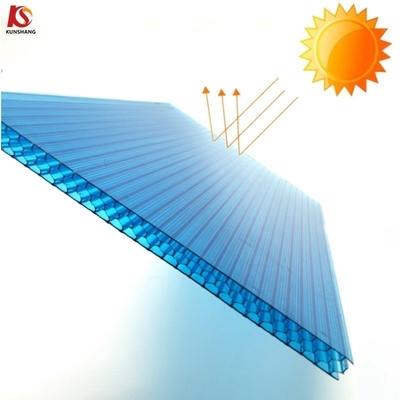 Capa UV UV 50-70um Folhas de sol PC Folhas em relevo de policarbonato Folha oca de estufa Folhas de policarbonato de plástico