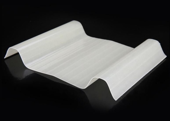 35.00cm * 30.00cm * 15.00cm Tamanho do pacote FRP Transparente Folha de telhado de fibra de vidro de plástico Fácil de instalar e método de moldagem